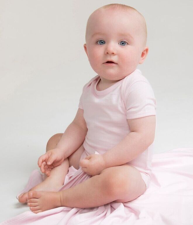 Larkwood Essential Short-Sleeved Bodysuit LW500